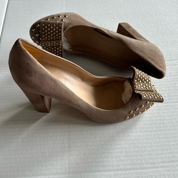 Jcrew Studded Bow Suede Pumps Sz 9.5 Taupe Women Block Heels Office Career Party - Picture 1 of 12